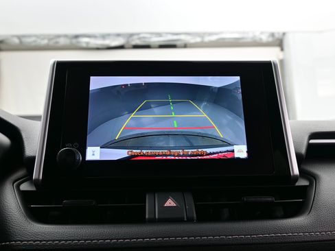 Used 2024 Toyota RAV4 LE image 17