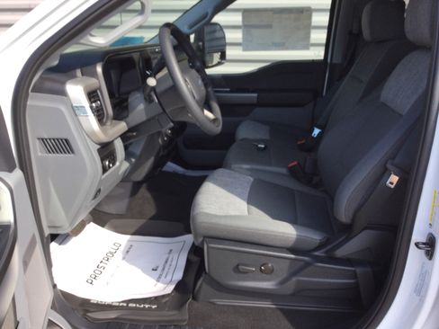 New 2026 Ford F350 XLT w/ XLT Premium Package image 10