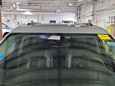 Used 2022 Jeep Grand Cherokee Limited 4xe image 7