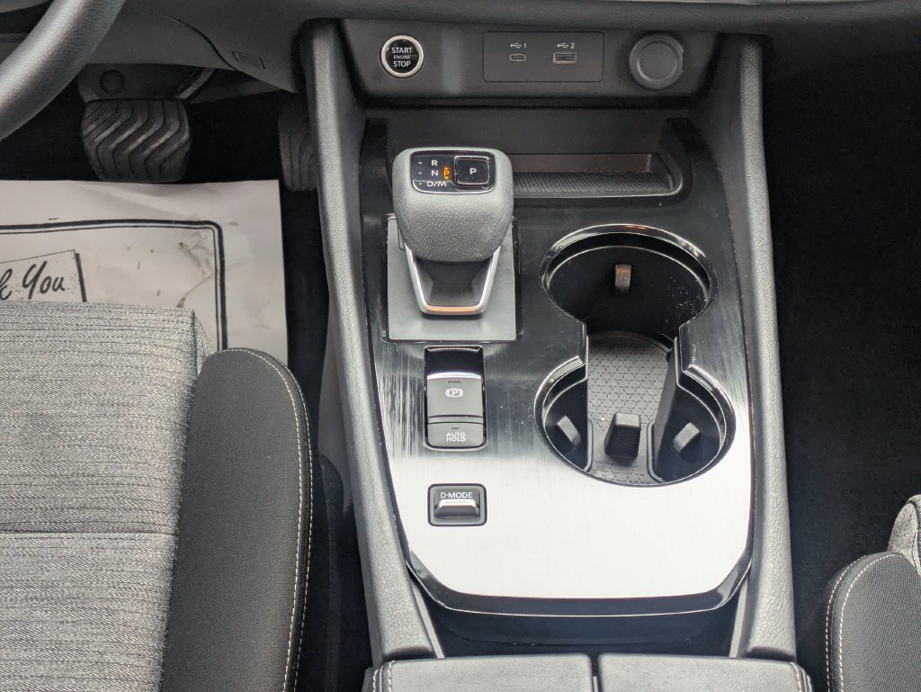 Used 2023 Nissan Rogue SV FWD image 18
