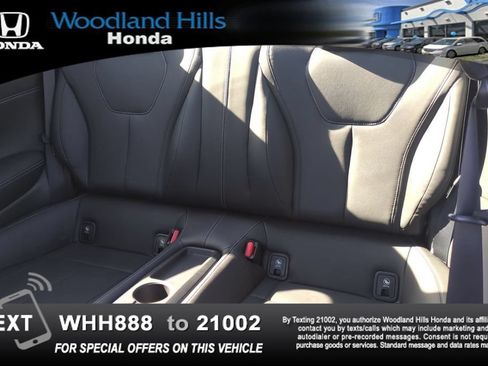 Used 2017 INFINITI Q60 2.0t w/ Moonroof Package RWD image 20