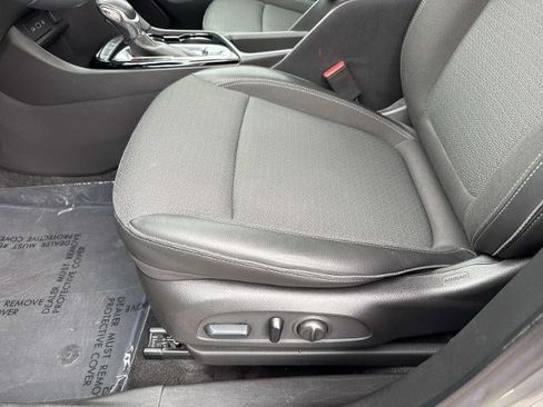 Used 2023 Buick Encore GX Select w/ Safety Package II FWD image 13