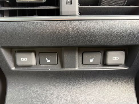 Used 2025 Lexus GX 550 w/ Accessory Package (CT) AWD/4WD image 39