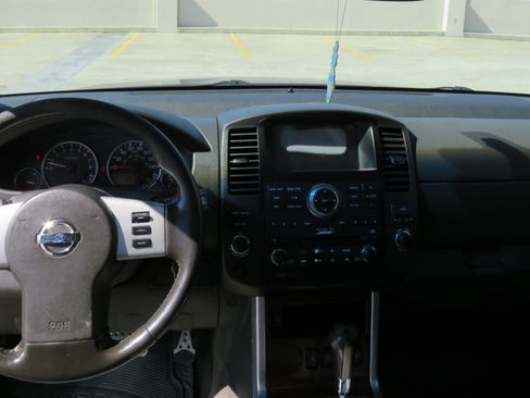 Used 2008 Nissan Pathfinder LE RWD image 17