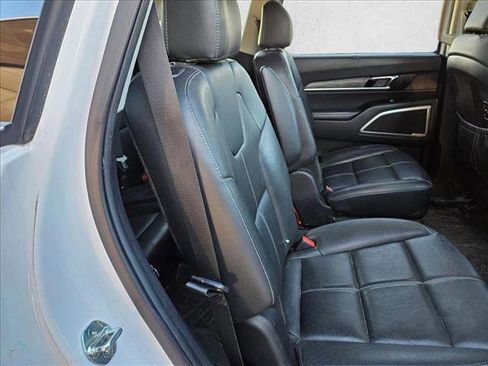 Used 2021 Kia Telluride EX w/ EX Premium Package image 20
