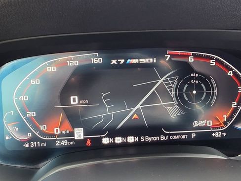 Used 2021 BMW X7 M50i w/ Dynamic Handling Package AWD/4WD image 20