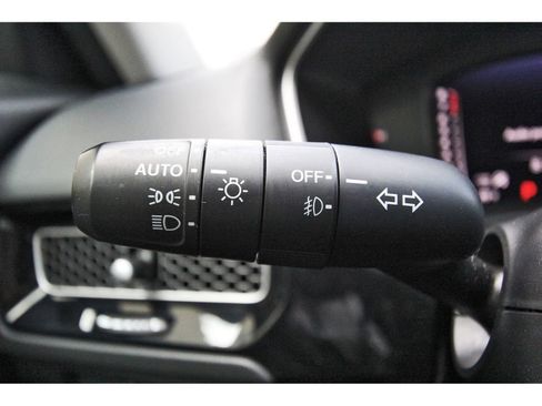 Used 2022 Honda Civic Touring image 17