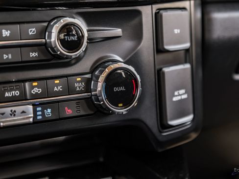 Used 2024 Ford F250 Lariat w/ Lariat Ultimate Package AWD/4WD image 61