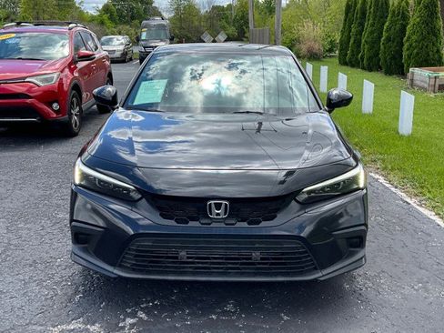 Used 2022 Honda Civic Sport image 2