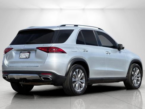 Used 2021 Mercedes-Benz GLE 350 4MATIC image 3