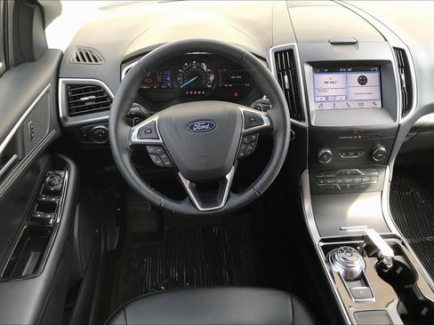 Used 2019 Ford Edge SEL w/ Equipment Group 201A AWD/4WD image 5