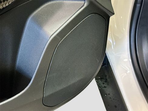 New 2026 Chevrolet Trax RS image 19