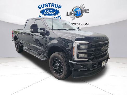 Used 2024 Ford F250 Lariat w/ Black Appearance Package image 1