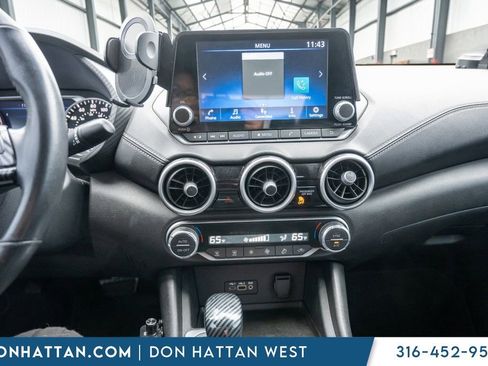 Used 2021 Nissan Sentra SV image 8