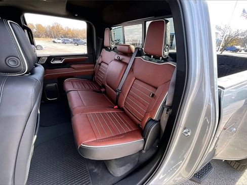 New 2026 GMC Sierra 3500 Denali Ultimate w/ LPO, Black Badging Package image 10