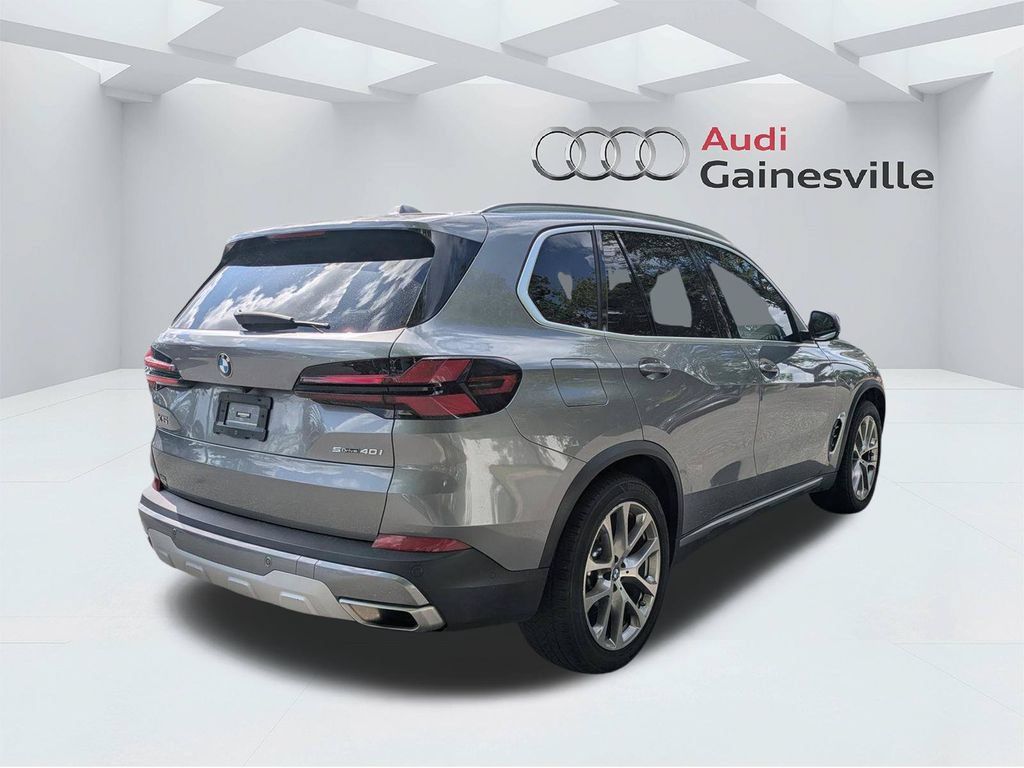 Used 2024 BMW X5 sDrive40i w/ Parking Assistance Package RWD image 5