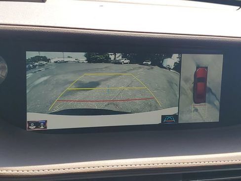 Used 2018 Lexus LS 500 w/ Interior Upgrade Package RWD image 25