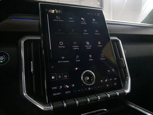 New 2026 GMC Acadia Denali Ultimate w/ LPO, Floor Liner Package image 29