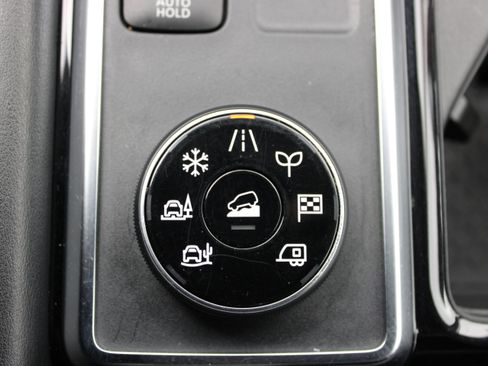 Certified 2023 Nissan Pathfinder SL image 21