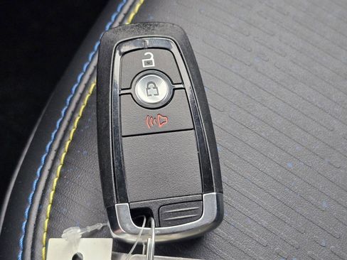 New 2025 Ford Maverick Lobo image 30