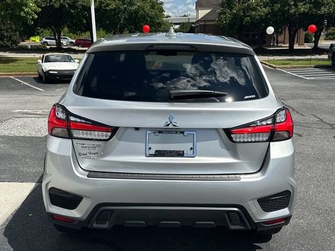 Used 2025 Mitsubishi Outlander Sport ES AWD/4WD image 4