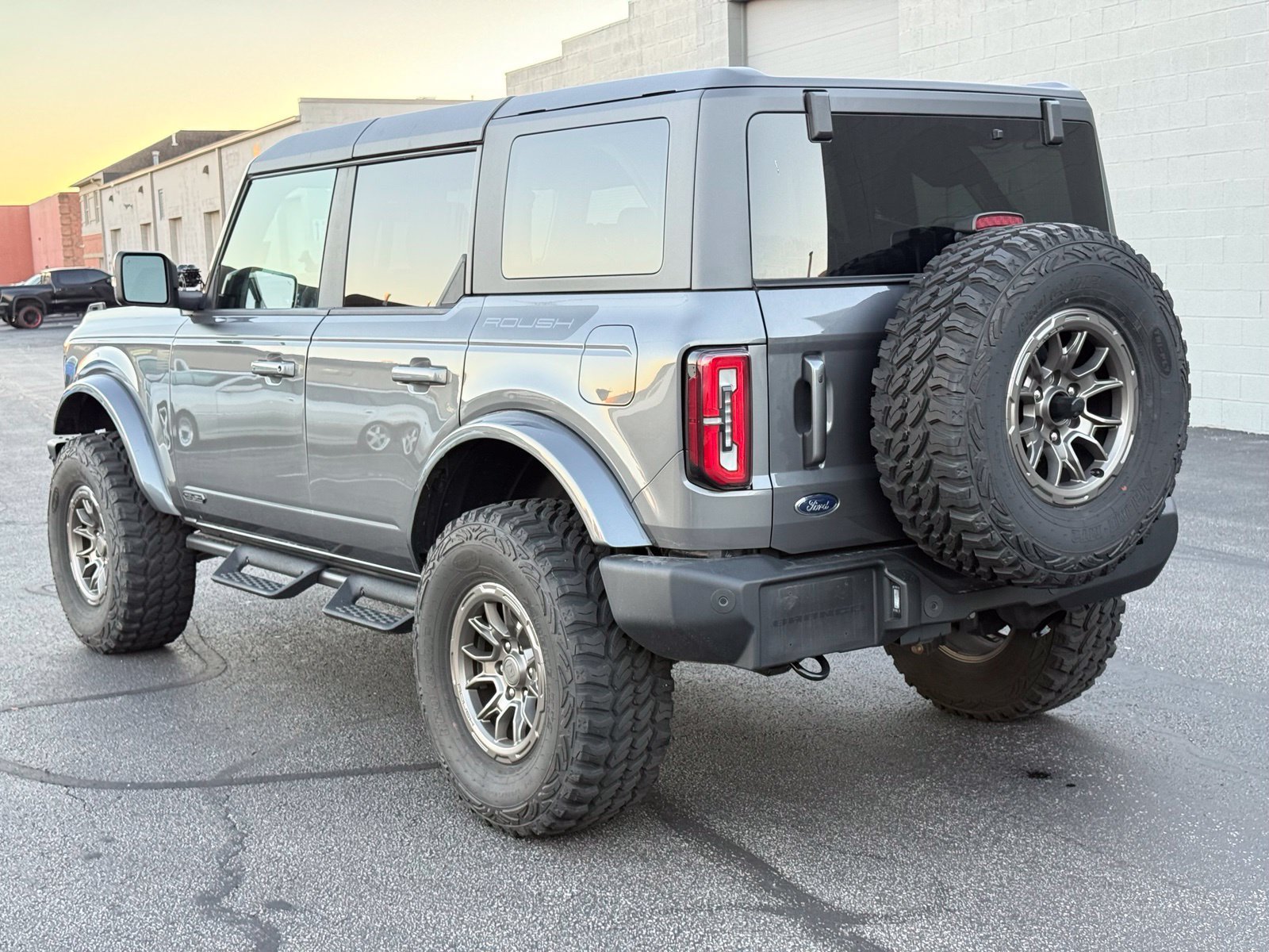 Used 2024 Ford Bronco Outer Banks AWD/4WD image 6