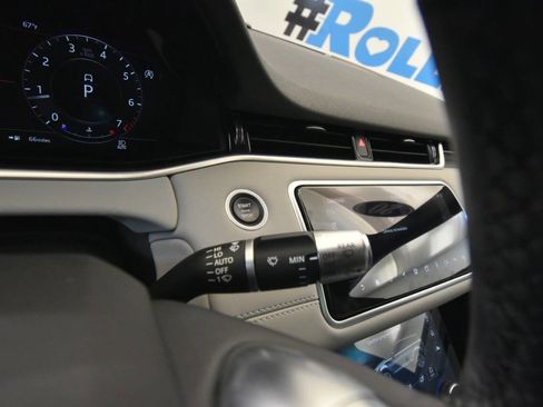 Used 2020 Land Rover Range Rover Evoque SE AWD/4WD image 31