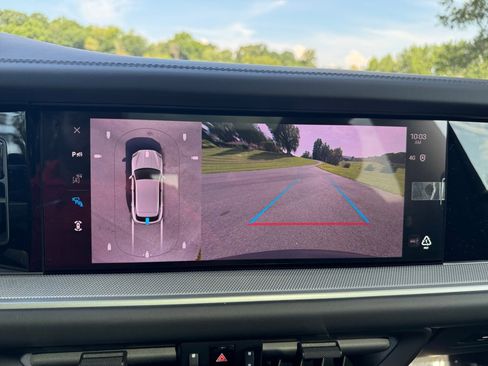 New 2025 Porsche Cayenne image 23