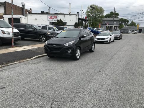 Used 2012 Hyundai Tucson GLS FWD image 15