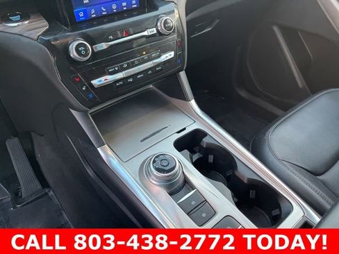 Used 2023 Ford Explorer Limited w/ Limited Technology Package image 28