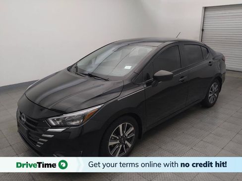 Used 2025 Nissan Versa S w/ S Plus Package FWD image 1