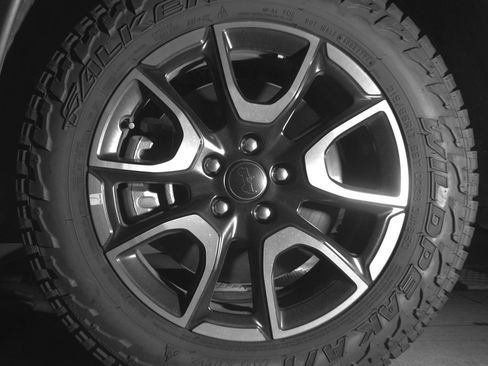 Used 2025 Jeep Compass Trailhawk AWD/4WD image 12