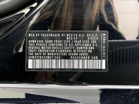 Used 2025 Volkswagen Jetta GLI Autobahn image 42
