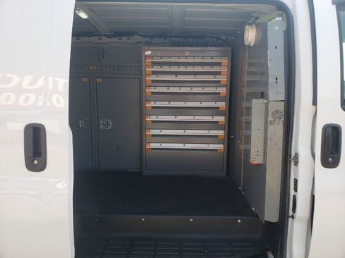 Used 2020 Chevrolet Express 3500 Extended w/ Driver Convenience Package RWD image 13