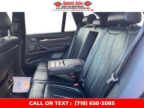 Used 2018 BMW X5 xDrive35i w/ Premium Package AWD/4WD image 11