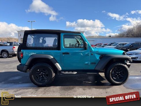 Used 2024 Jeep Wrangler Sport image 3