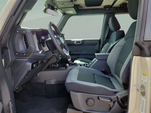 New 2025 Ford Bronco Big Bend image 17