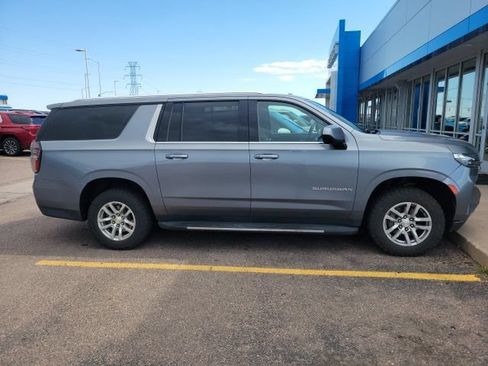 Certified 2022 Chevrolet Suburban LT AWD/4WD image 2