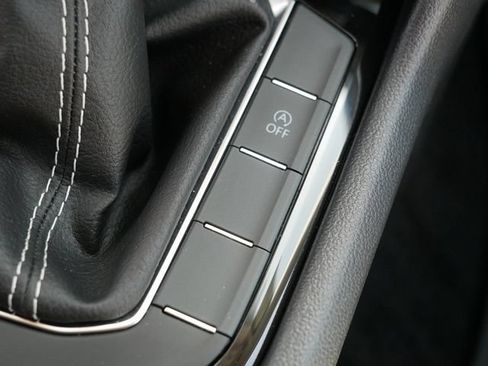 Certified 2024 Volkswagen Taos S AWD/4WD image 35