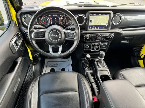 Used 2023 Jeep Wrangler Unlimited Sahara AWD/4WD image 14