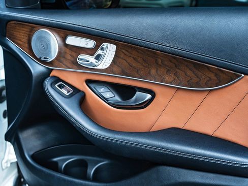 Used 2020 Mercedes-Benz GLC 300 4MATIC Coupe w/ AMG Line image 38