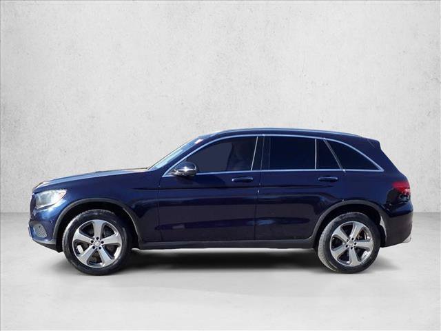 Used 2016 Mercedes-Benz GLC 300 4MATIC image 2