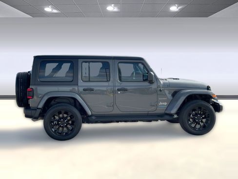 Certified 2022 Jeep Wrangler Unlimited Sahara image 8