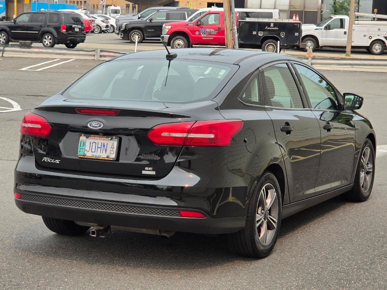 Used 2017 Ford Focus SE FWD image 7