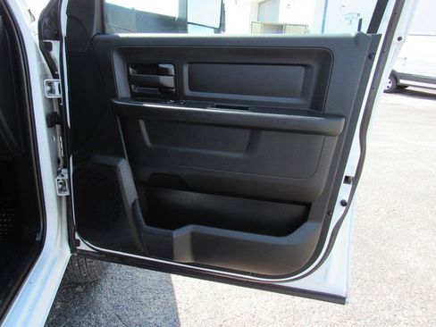 Used 2022 RAM 3500 Tradesman RWD image 12