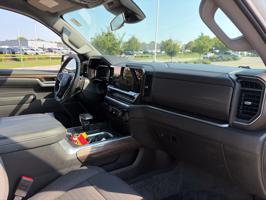 Used 2023 Chevrolet Silverado 1500 RST AWD/4WD image 26