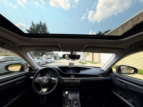 Used 2016 Lexus ES 350 FWD image 25