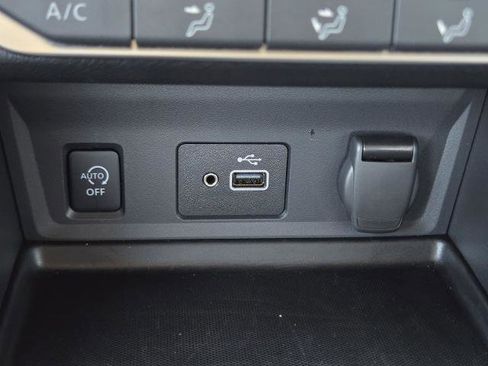 Certified 2025 Nissan Sentra S image 27