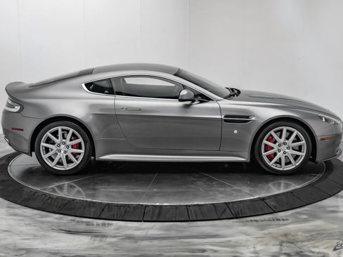 Used 2014 Aston Martin V8 Vantage S RWD image 25