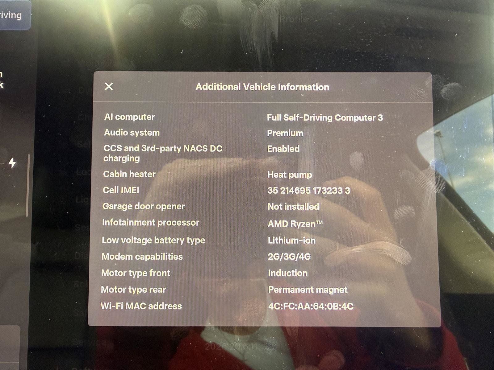 Used 2022 Tesla Model Y Long Range AWD/4WD image 26